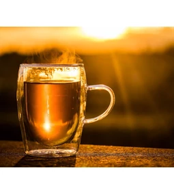 Mindent a tea fajtákról és a teázásról.