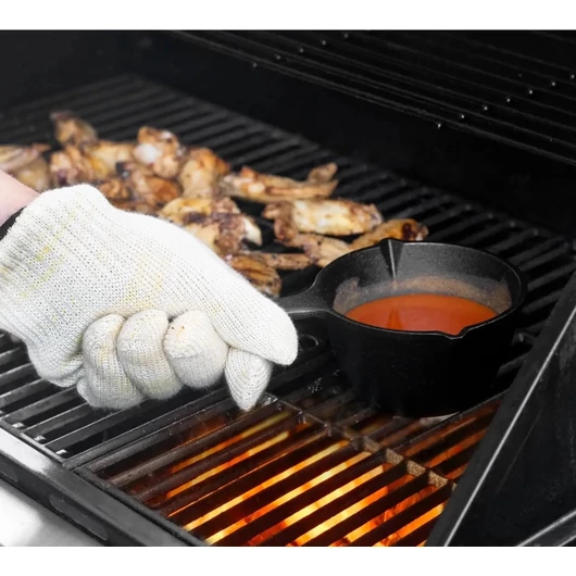 0,5 literes öntöttvas BBQ Szószos lábas szilikon ecsettel 12x6,5cm